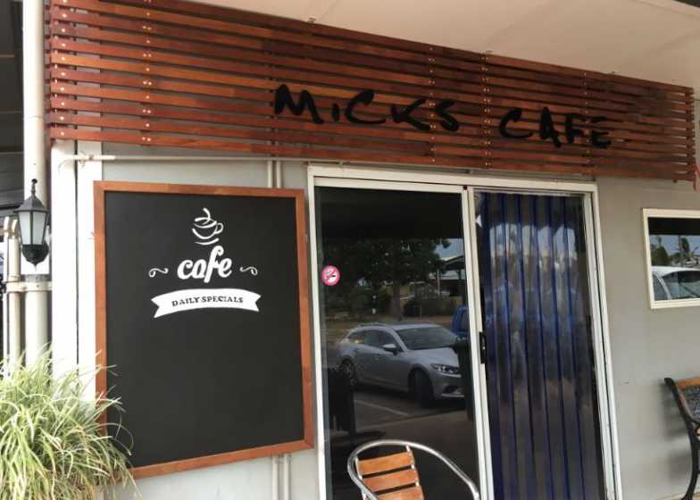 Micks Cafe Karumba Supermarket