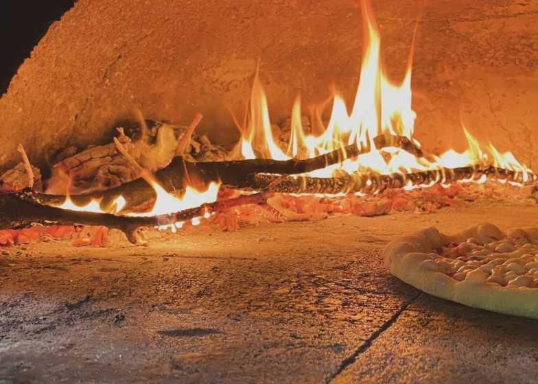 Rejjies Woodfire Pizzeria